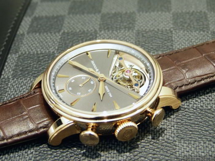 Đồng hồ đeo tay tourbillon phong cách thượng đỉnh